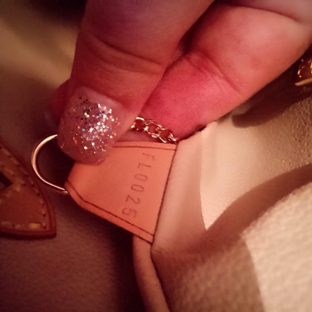 Louis Vuitton bucket bag GM - Picture 4 of 8